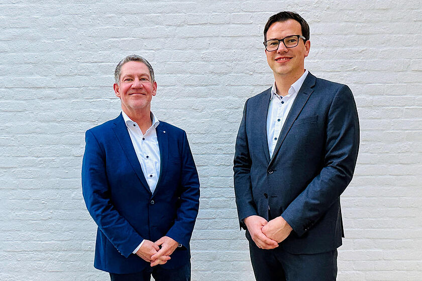 Kai-Uwe Preuß und Yonathan Arnold, beide langjährige Johanniter im Regionalverband Schleswig-Holstein Süd/Ost.