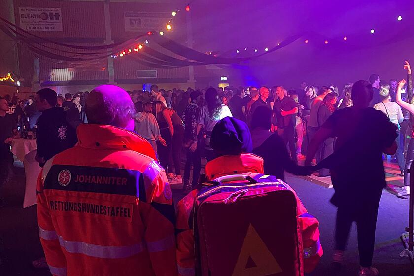 Einsatzkräfte beim Festival