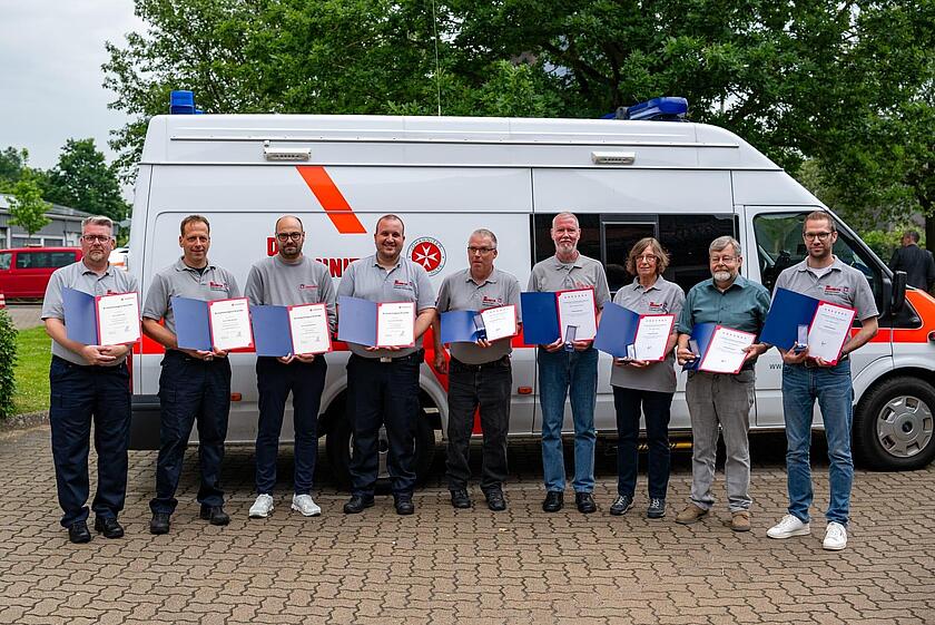 Das Sommerfest war Gelegenheit, einige besonders engagierte Helferinnen und Helfern auszuzeichnen sowie Ernennungen vorzunehmen.