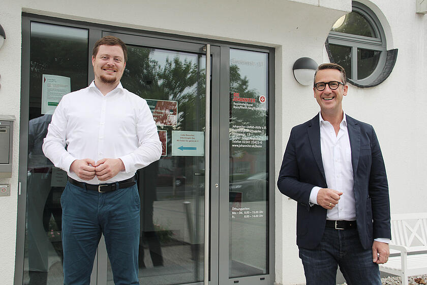 Neuer Vorstand Julian Müller (l.) mit Vorgänger Marius Mainzer (r.)