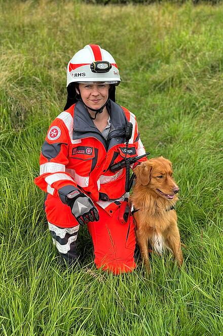 Rettungshundeteam: Mensch mit Hund