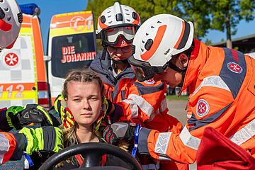 Die S-Mannschaft aus Bad Oldesloe bei der Rettungsübung.