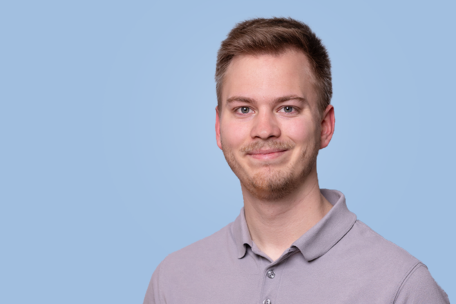 Porträtfoto von Tilman Schramm