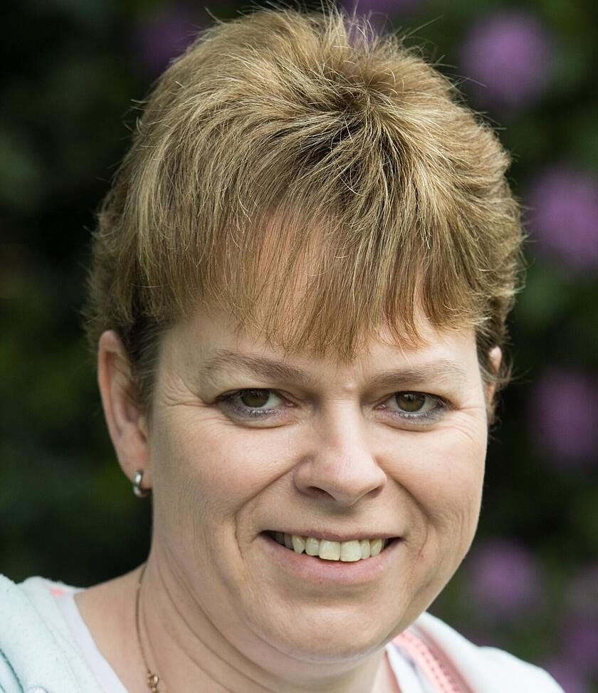 Frau Neuhaus, Hausdame an der Klinik am Korso